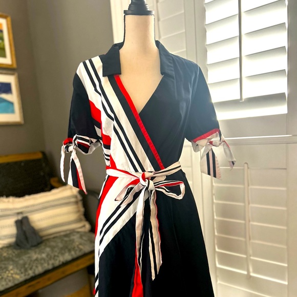 Red white and blue stripe dress - Picture 5 of 6